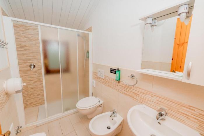 Albergo Diffuso Bacco فوروري الغرفة الصورة